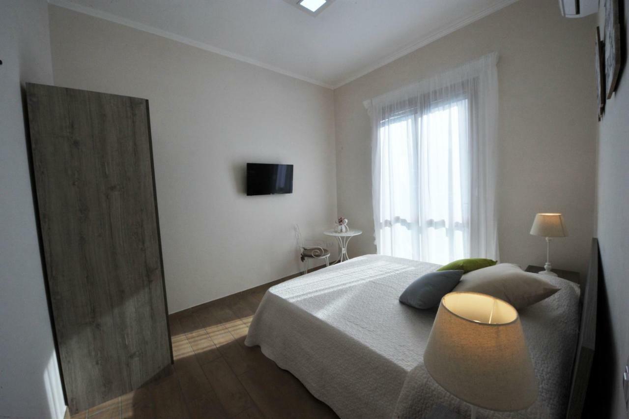 Mavi Apartments ピアーノ・ディ・ソッレント エクステリア 写真
